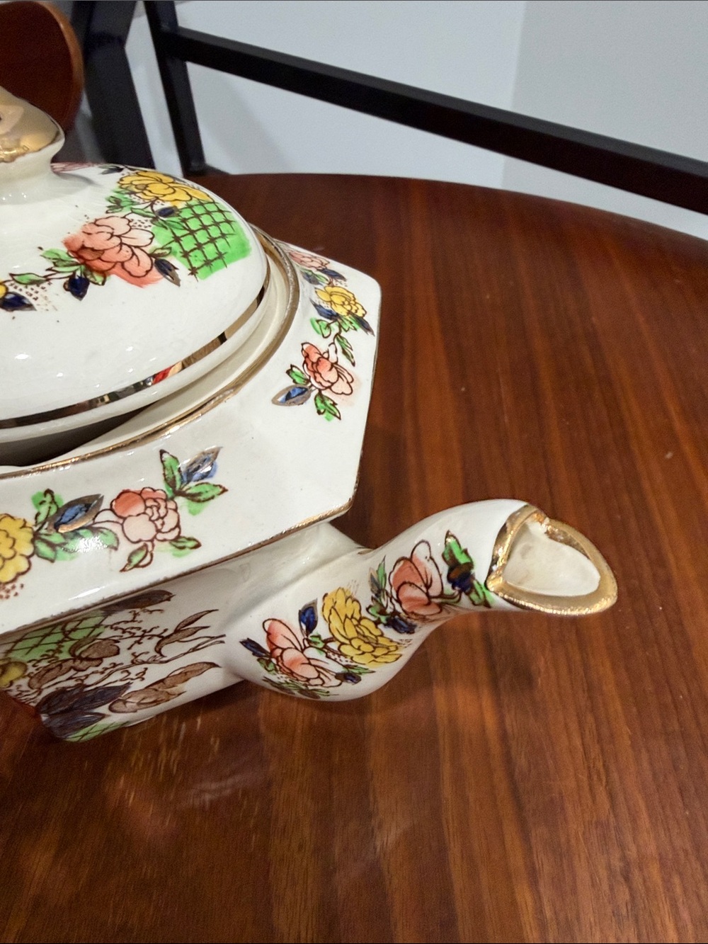 Vintage Sadler England Hexagonal "Rose Garden" Teapost - Picture 7 of 8